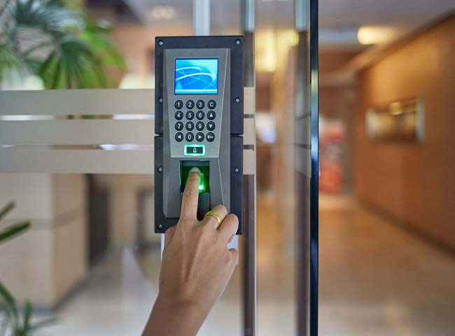 Instalación sistema control de acceso